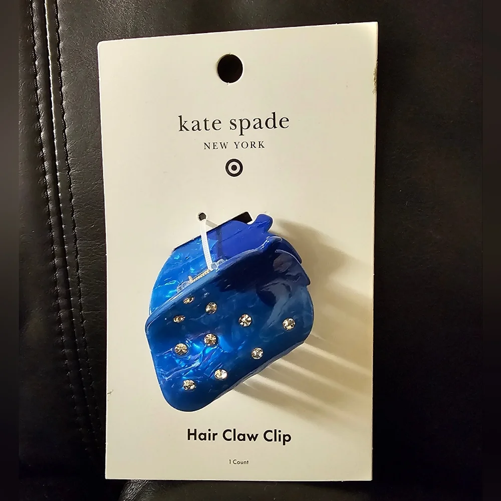 Kate Spade Target Collab Vibrant Blue Rhinestone Strawberry Hair Claw Clip NWT - Picture 1 of 8